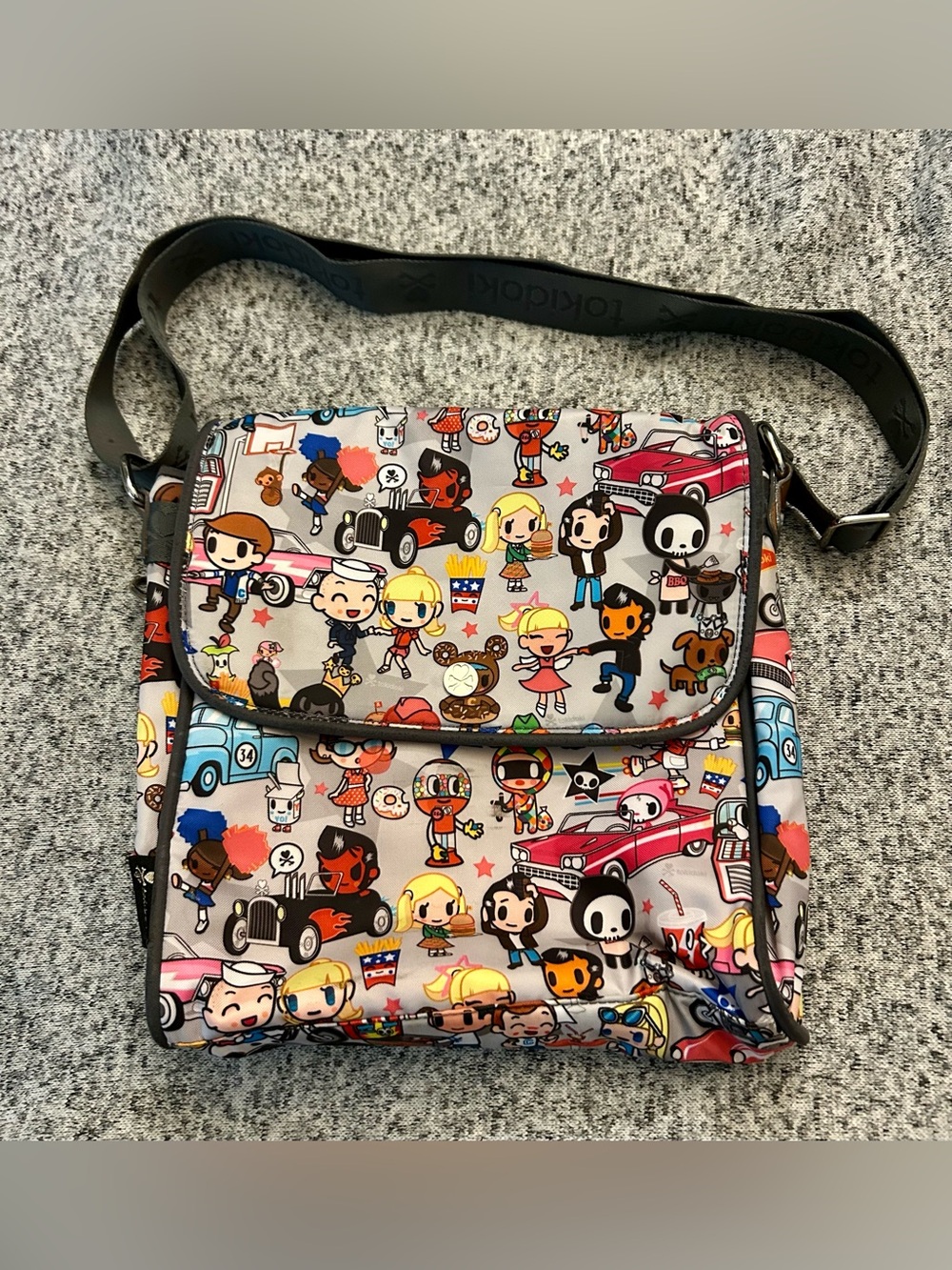 VTG RARE Retired TOKIDOKI Carino Crossbody Bag in Americana (1950s Diner)